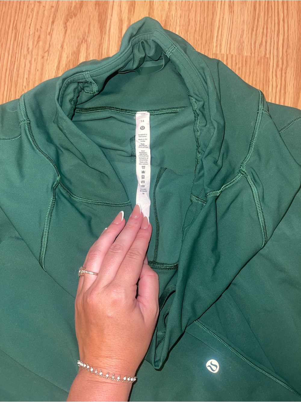 lululemon Athletica Forest Green Leggings - Picture 5 of 5